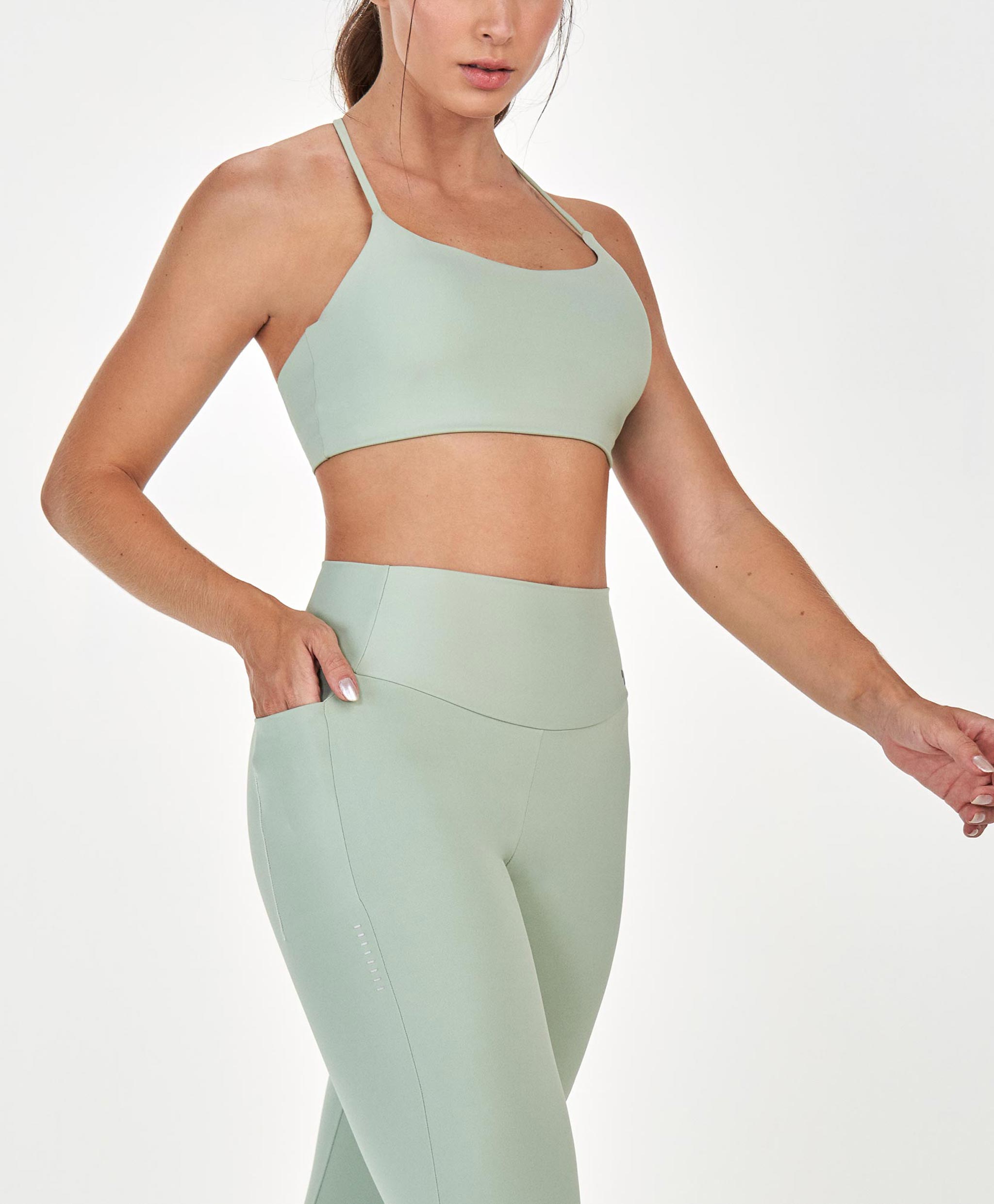 TOP NADADOR COM ALCAS FINAS