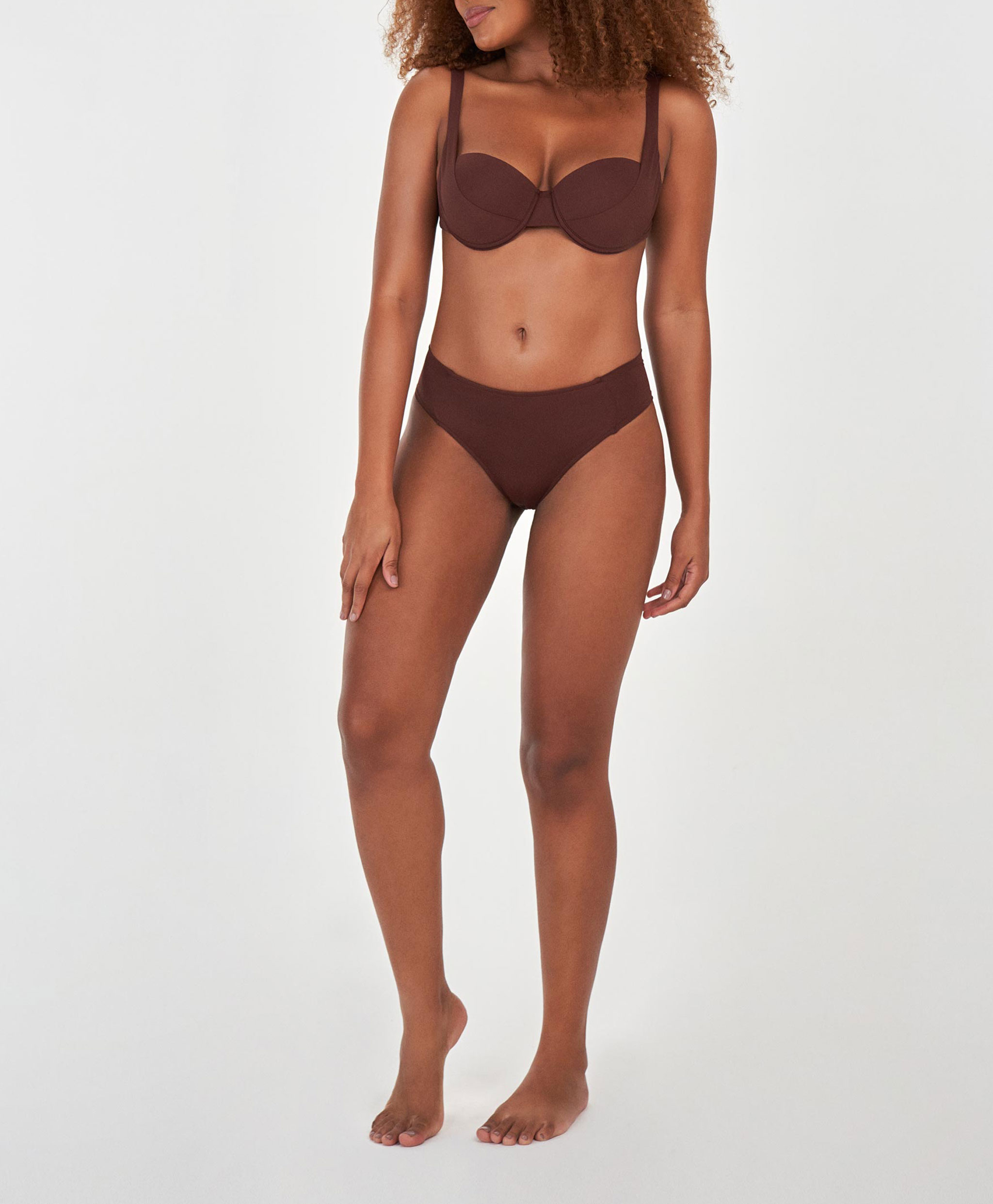 BIQUINI RECORTE SOBREPOSTO