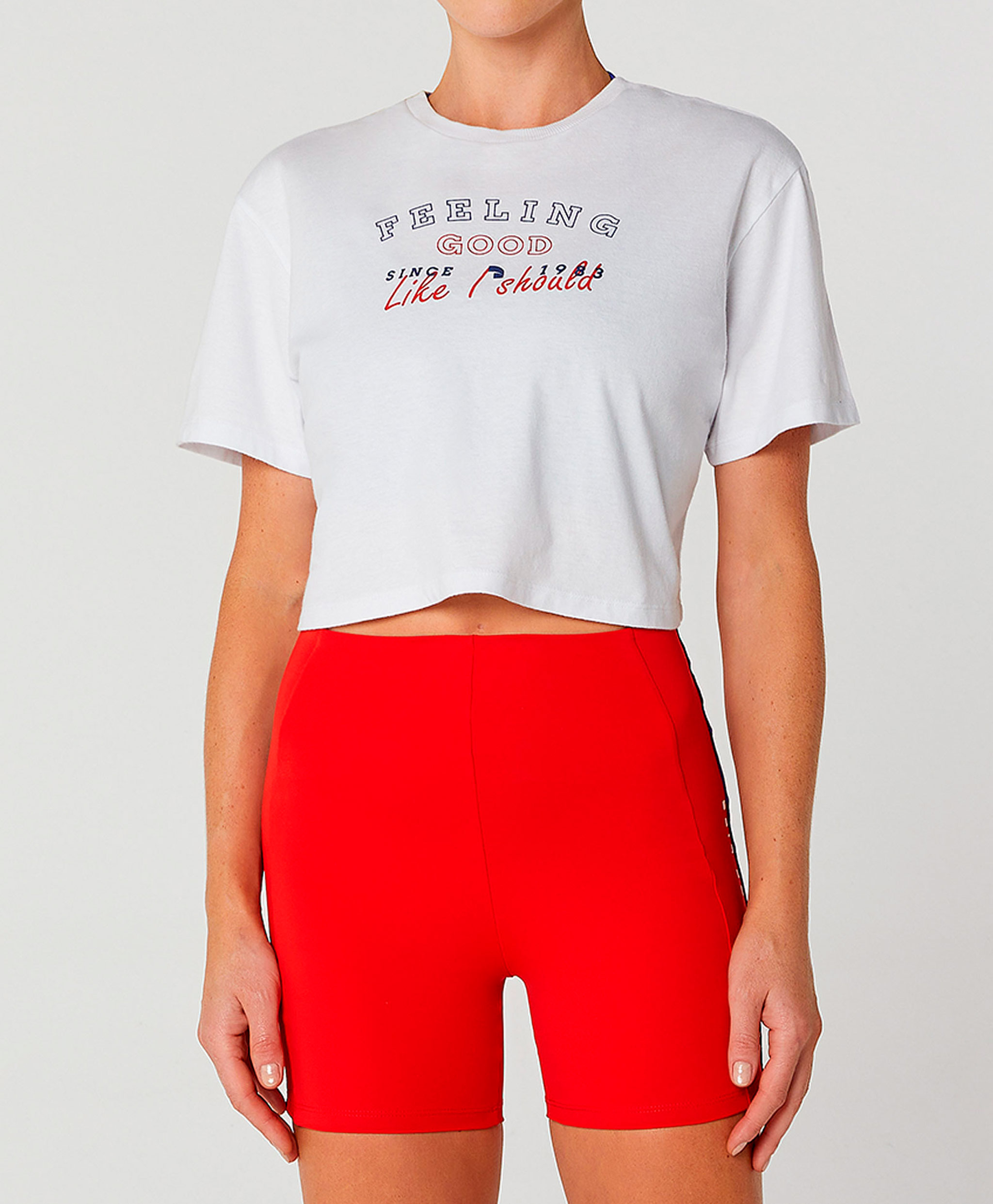 T-SHIRT CROPPED DE ALGODAO